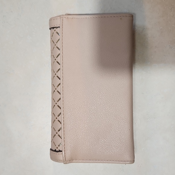 Jessica Simpson Wallet - Picture 4 of 5